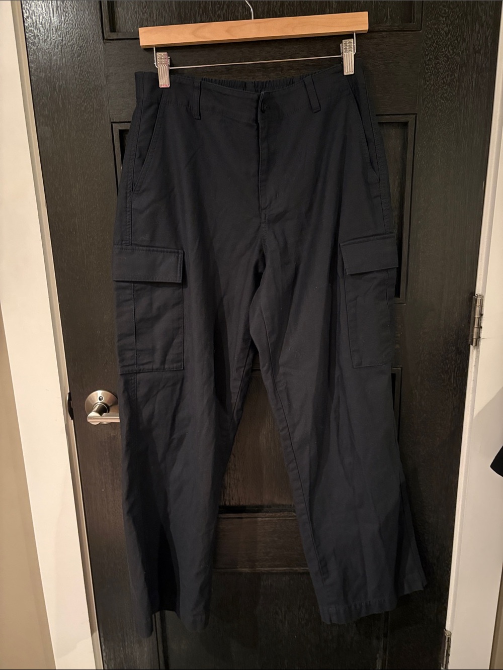UNIQLO Black Wide Straight Cargo Pants Size M Utility Streetwear